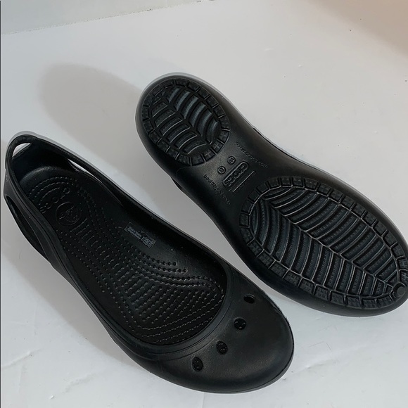 Ladies flip on crocs size 8 - Picture 2 of 7